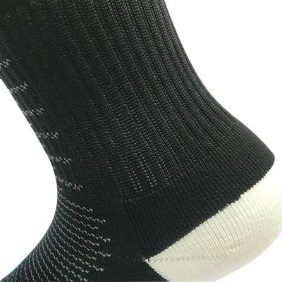 Καλοκαιρινή σεζόν Unisex μαύρη συμπίεση αθλητικές κάλτσες 100% πολυεστέρα 15-20 Cm μήκος σωλήνα