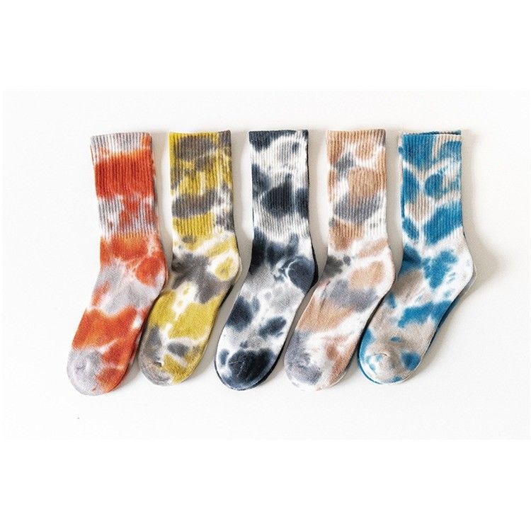 Καλοκαίρι 2023 Τεχνολογία Custom Tie-Dye Τροχαία κάλτσες μεσαίας πλάκας για UNISEX EU μέγεθος 37-44
