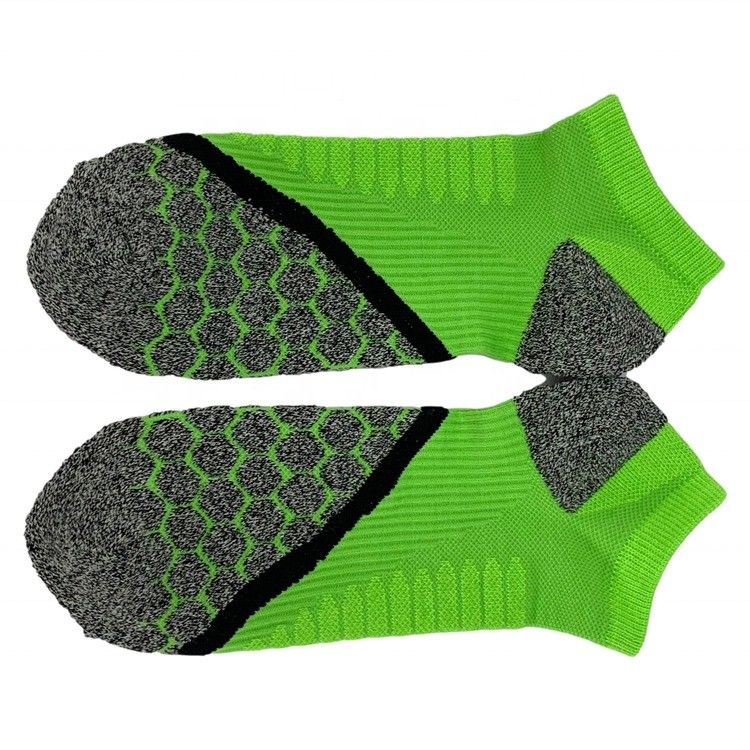 2024 Custom Logo Design Sport Comfort Socks σε πράσινο για άνετη αναπνοή